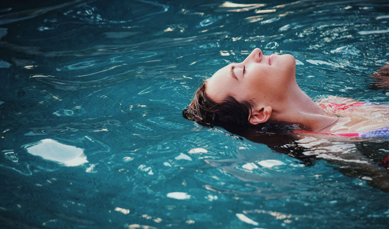 Swimming with outlet human hair extensions